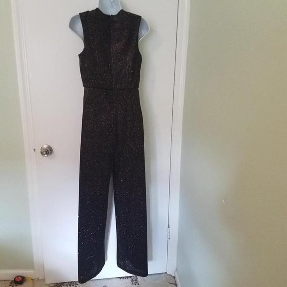 Night out- metallic Jumpsuit - Picture 3 of 6